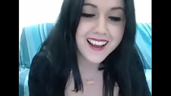 Preview 3 of Video Pornographie Gratuite - Hot girl teases with big ass and tits show