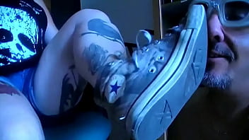Preview 2 of Bipi Sekx - Phoenix Domina Stinky Feet (ItalFetish)