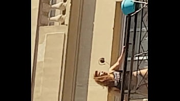 Preview 1 of Kajal At Real Sex Xxxx - Vecina en el balcon 1ra parte