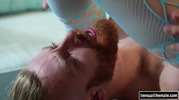 Preview 3 of Fjyilstzh - TS babe Mandy fucks a spying guy