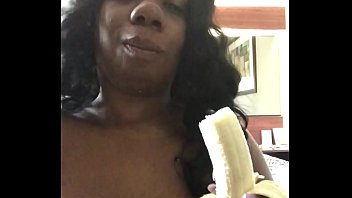Preview 3 of Xxxvideeos - DickSucking a Banana with SEXFEENE