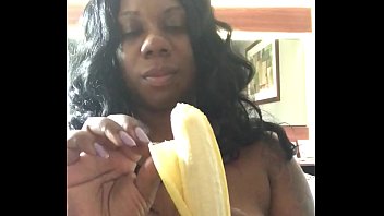 Preview 1 of Xxxvideeos - DickSucking a Banana with SEXFEENE