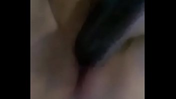 Preview 2 of Bulu Memek Super - se mete el cepillo 2