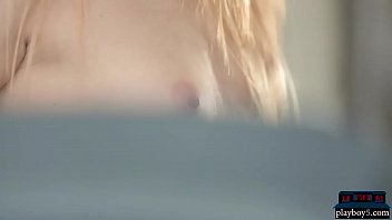 Preview 2 of Sil Band Ladki Ki Xxx Hd - Flexible petite gym teen blonde stretching workout