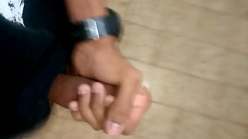 Preview 2 of Malish Xxxvideo - Moreno dotado batendo punheta pela casa
