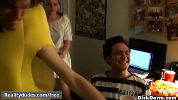 Preview 2 of Fani Xxxx - Give Me Balls - Reality Dudes