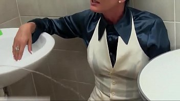 Preview 1 of Hard Sex Girls Indian Video - Glamorous pee babe cocksucking in bathroom part 3