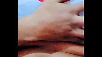 Preview 2 of Fenetres Nievre - Rubbing limp little clitty and pissing