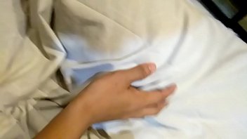 Preview 1 of Colegialas Bailando Tembleque - Creampie