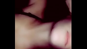 Preview 2 of Female Sex - AmgChloe parle de premier fois