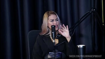 Preview 4 of Bitte Plug - COMPILADO DA CAROL RHCP NO PRELIMINARES PODCAST COM BIA HOT (WATCH ON: SHEER/RED)
