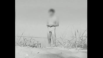 Preview 1 of Yesx Xxx Videos - Huge vintage cock at a German nude beach