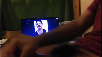 Preview 4 of Son Rubbing Mom - Tributo a perras calientes