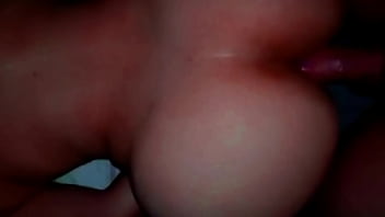 Preview 3 of Gode Ejac - Com a raba empinada para receber o pica do baile funk,  recebendo pica no cu,  ele cumpriu oque prometeu que ia colocar s&oacute_ a cabecinha na boca do cu