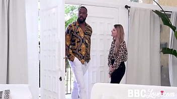 Preview 2 of Longer Lips Kissing Sxxx - MILF Gone Wild! Riley Rose and Jovan Jordan in Shocking BBC Scene