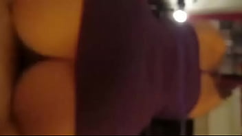 Preview 3 of Oral Derleme - La chica mala ama montar duro polla grasa mientras fuma cigarrillo