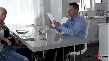 Preview 3 of New Sex Boobs Big - Worlds Sneakiest step Mother Blows Infront Of Her Husband