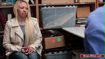 Preview 1 of Hot Xwxx - Zoey gets her pussy fucked by her friends stepdad