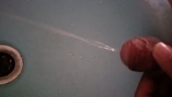 Preview 3 of W W Wx Xxv D - Me,  Peeing again..in the basin