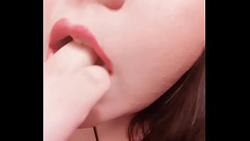 Preview 2 of Lick Nippes - Roxana gordi