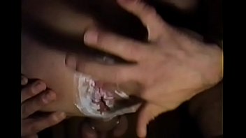 Preview 1 of Reles Tube - Bottle insertion and clip in the balls