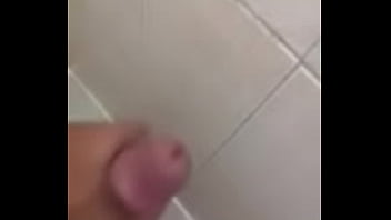 Preview 2 of Hrho Xxx - como me vengo en la ducha