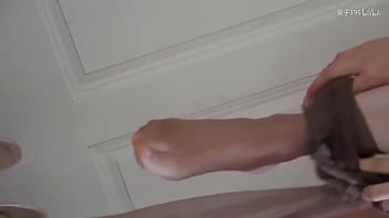 Preview 3 of Teen Seduced By Couple Big Dick - 丝袜展示