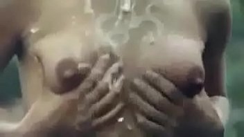 Preview 4 of Amy Anderson Shower Stepson - Novinha vs Lobisomen