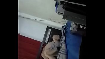 Preview 2 of Bekep Sadis - Me la encontr&eacute_ en un bar