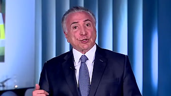Preview 2 of Hiding Saxi - Velho Fodendo Geraldo Alckmin Em Pra&ccedil_a P&uacute_blica