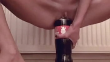 Preview 1 of As Samish Girls - Dengan botol coca cola