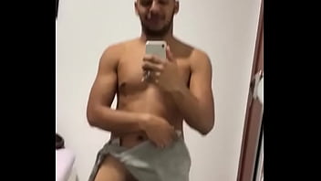 Preview 4 of Bubble Hot Bog Butt - Se exibindo de toalha Escort