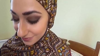 Preview 2 of Bfwwwhd - Pounded muslim babe jizzed in mouth