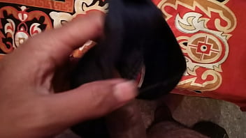 Preview 3 of Teen Sex Panjang - Akki Jerking on Mom Panty