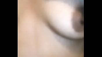 Preview 3 of Vaginal Clamp - Se toca las tetas