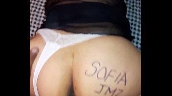 Preview 2 of Famili Obsesion - las ricas nalgotas de mi mujer