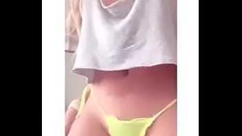 Preview 1 of Video 2k1 - Peruanita en tanga 2
