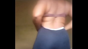 Preview 2 of Turki Poran - Mapouka dancer