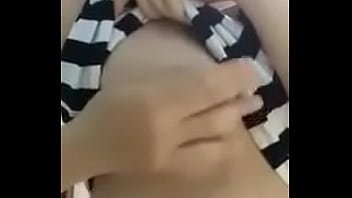 Preview 1 of Gheto Dick - Mostrando tetas ricas
