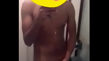 Preview 1 of Kati3kat Cb - Kilian masturbandose hetero enga&ntilde_ado