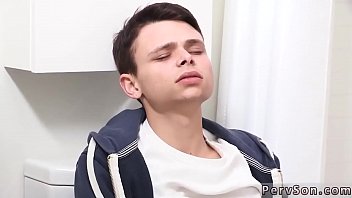Preview 2 of Xxx Hd Cartoon Animal Videos - Old straight young ladyboy gay porn Little Austin doesn&#039_t witness his
