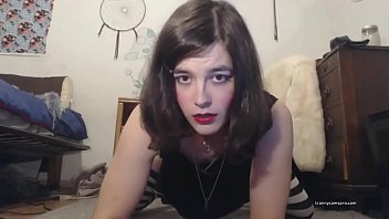 Preview 1 of Jav Msnisah - Hot Tranny Fucks Herself With A Gigantic Dildo ( Very Sexy )