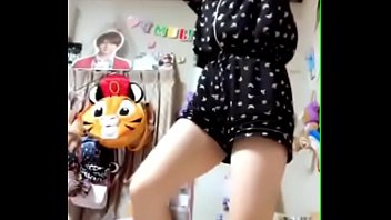 Preview 1 of Korean A Day To Do It - live180830