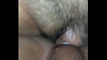 Preview 2 of Arab J - Dei o cuzinho pro coroa 47 anos