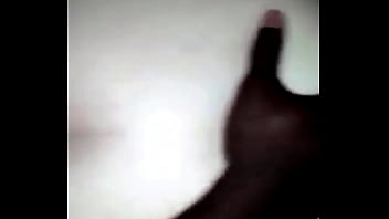 Preview 2 of Xbox N - Amigo do corno realizando desejo sexual de comer o cu da esposa do amigo,  pica grossa e grossa entrando no &acirc_nus v&aacute_rias vezes,  arrombando o cuzinho da casada japinha.  Ao chegar marido encontra a esposa usada e toda gozada secretamente