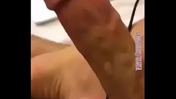 Preview 3 of Bath Mom Rape - Drake Bell Mostrando todo su pack,  V&iacute_deo Completo: https://icutit.ca/Vra16Dy