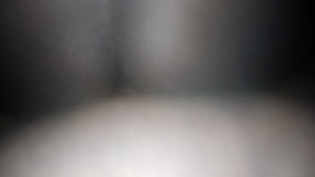 Preview 2 of Mom Hot Vs Brondong - Riding  this dicc