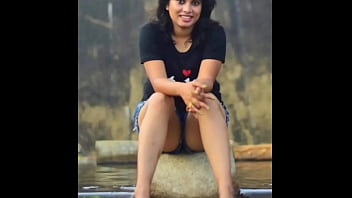 Preview 3 of Xnxx Sweet Porn - Big Booby Desi Slut Shubhashree Showing Nudes For Fun