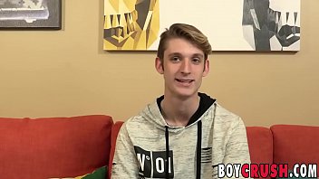 Preview 2 of Xvdeo3 - Sweetheart Chris Tucker wanks off vigorously after interview