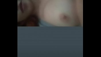 Preview 1 of Sunny Leon Hot Pornk - Russa ruiva safadinha mostrando os peitos no periscope